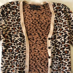 Cheetah fitted sweater